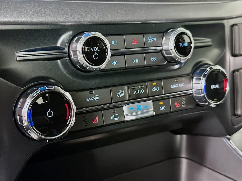 new 2025 Ford F-150 car, priced at $45,672