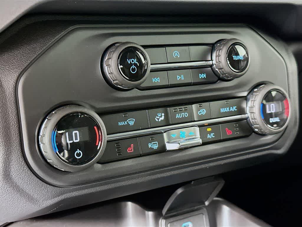 new 2025 Ford Bronco car, priced at $46,470