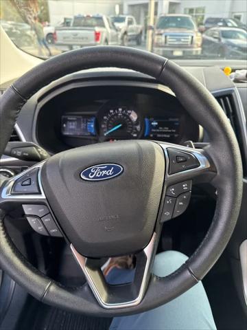 used 2022 Ford Edge car