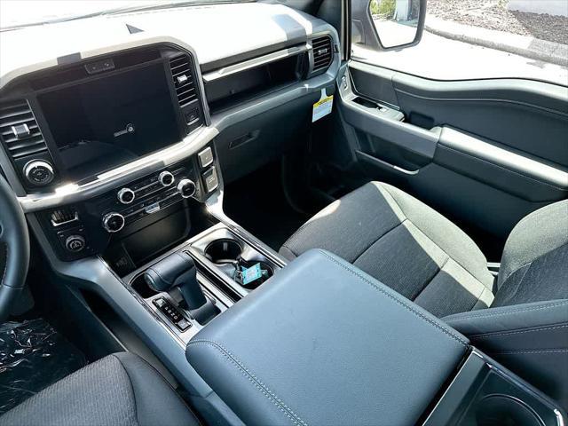 new 2025 Ford F-150 car, priced at $54,672