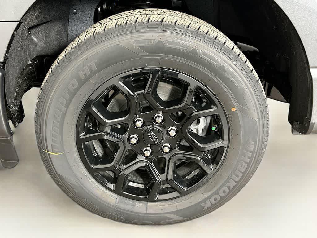 new 2025 Ford F-150 car, priced at $45,672