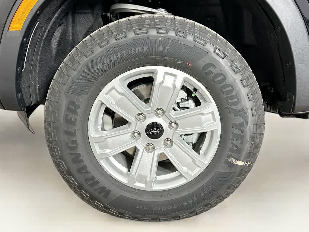 new 2025 Ford Ranger car, priced at $33,390