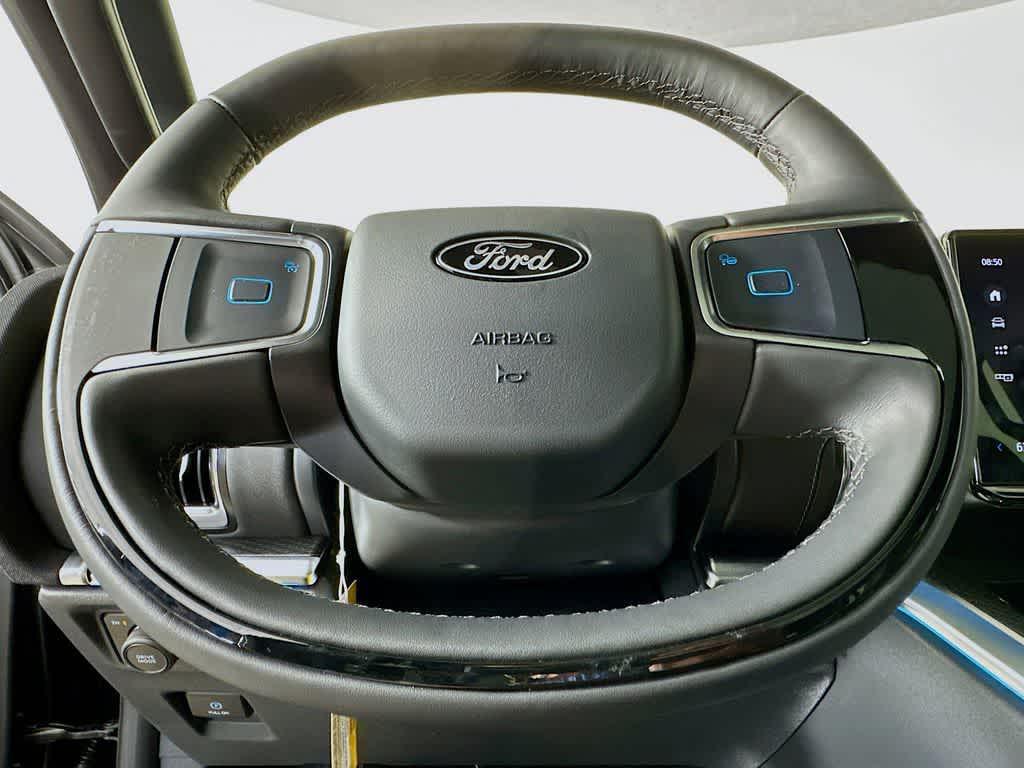 new 2025 Ford Expedition car, priced at $71,196