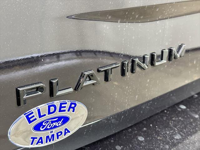 new 2025 Ford Expedition car, priced at $75,995