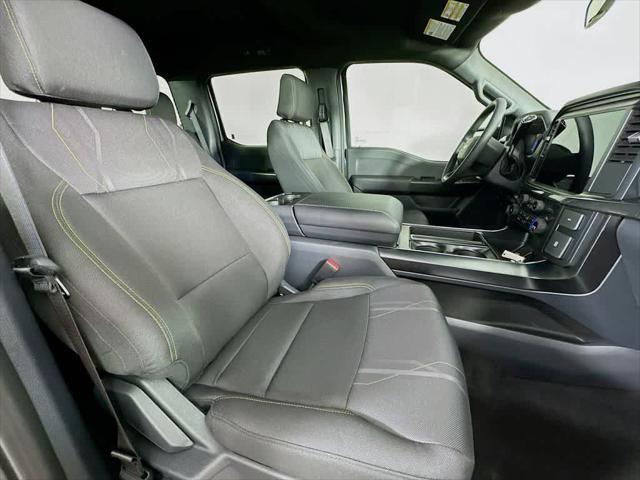 new 2025 Ford F-150 car, priced at $41,373