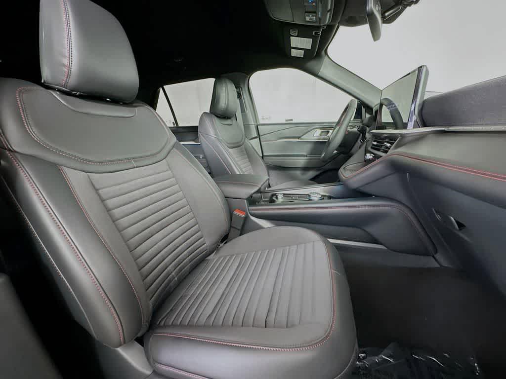 new 2025 Ford Explorer car, priced at $43,904