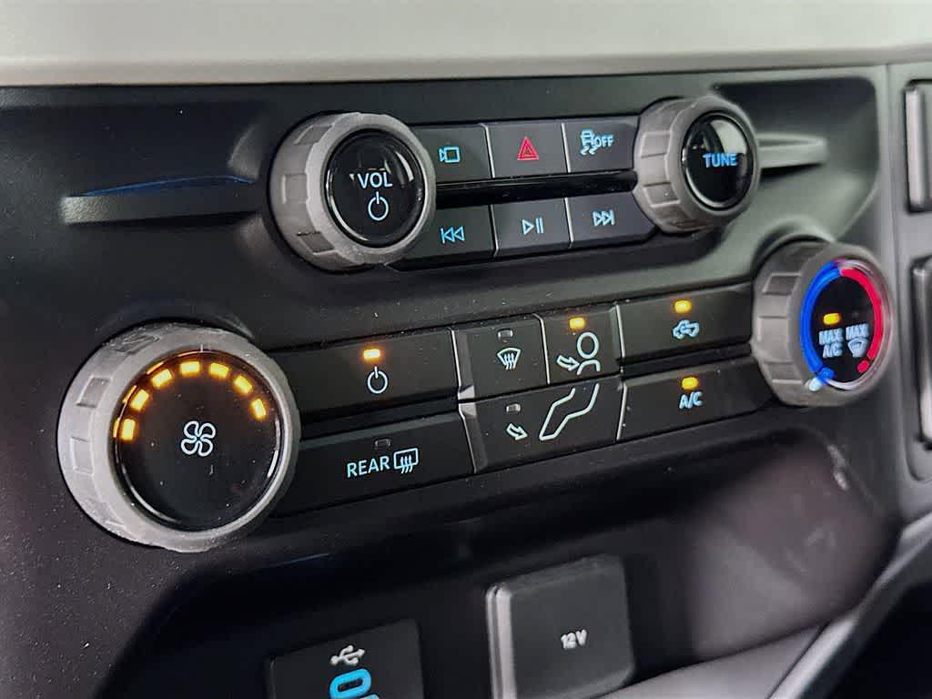 new 2025 Ford F-250 car, priced at $54,784