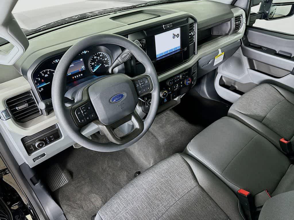 new 2025 Ford F-250 car, priced at $54,784