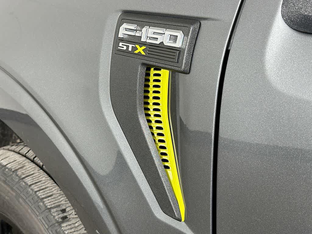 new 2025 Ford F-150 car, priced at $45,945