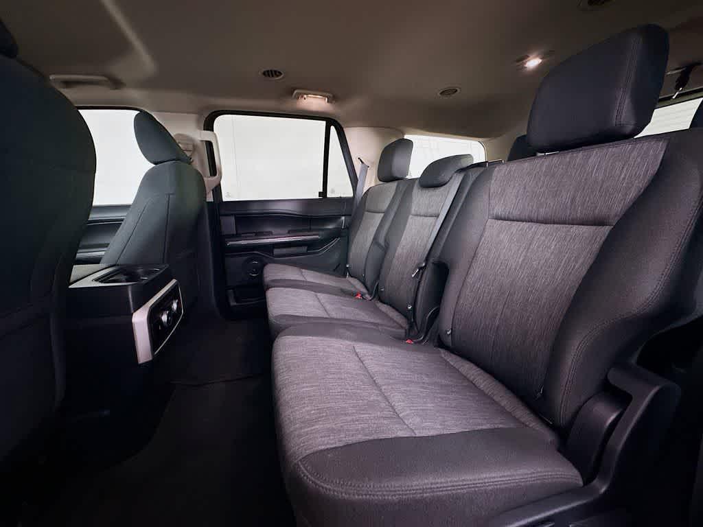 used 2024 Ford Expedition car, priced at $43,859