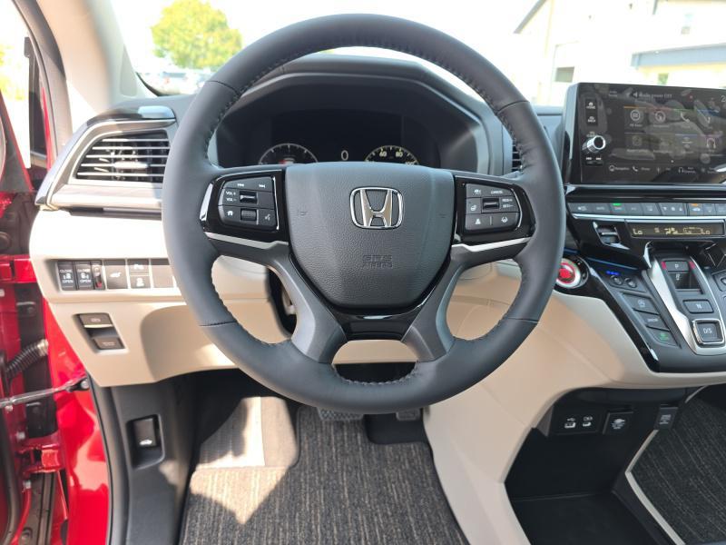 new 2026 Honda Odyssey car, priced at $54,044