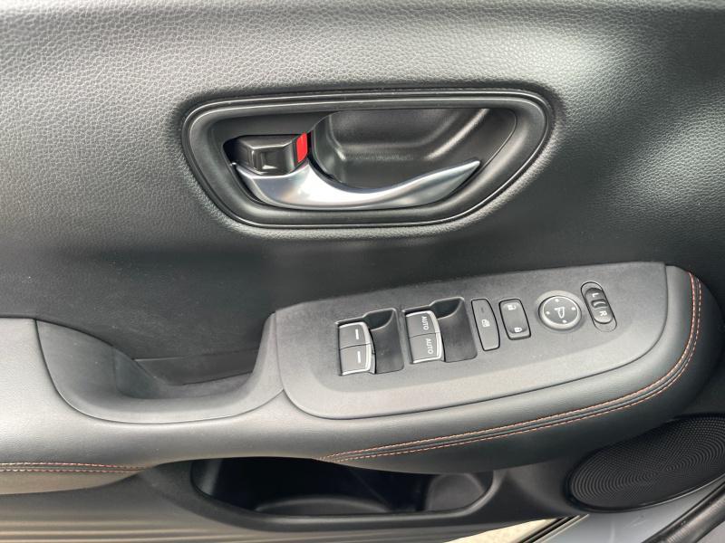 used 2025 Honda HR-V car