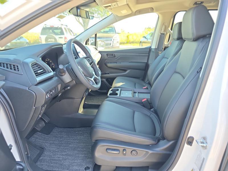 new 2026 Honda Odyssey car, priced at $45,144