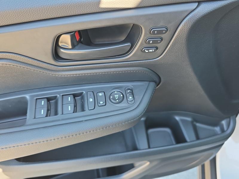new 2026 Honda Odyssey car, priced at $45,144