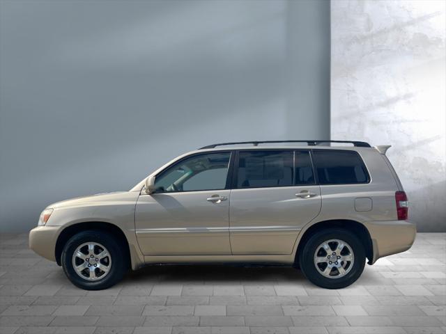 used 2007 Toyota Highlander car, priced at $9,999