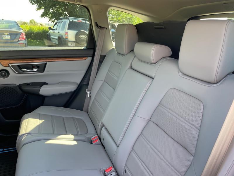 used 2022 Honda CR-V Hybrid car, priced at $29,999