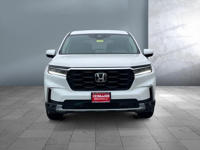 new 2025 Honda Pilot car, priced at $47,849