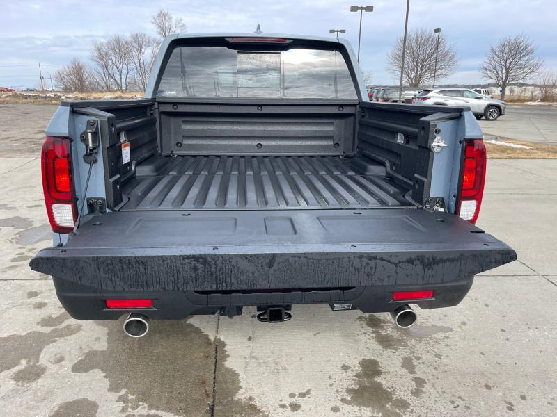 new 2025 Honda Ridgeline car, priced at $43,784