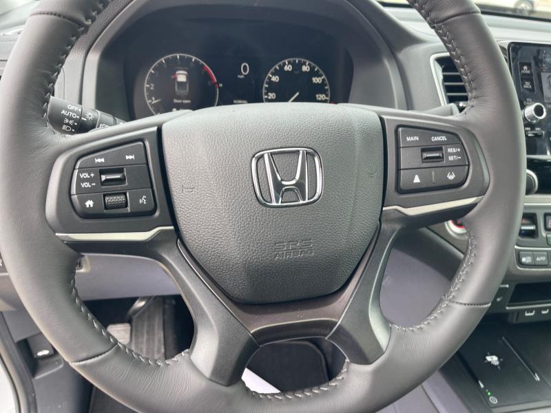 new 2025 Honda Ridgeline car, priced at $43,784