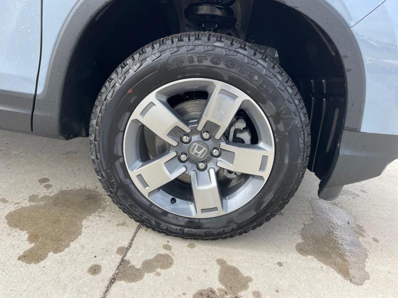 new 2025 Honda Ridgeline car, priced at $43,784