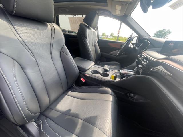 used 2022 Acura MDX car, priced at $43,999