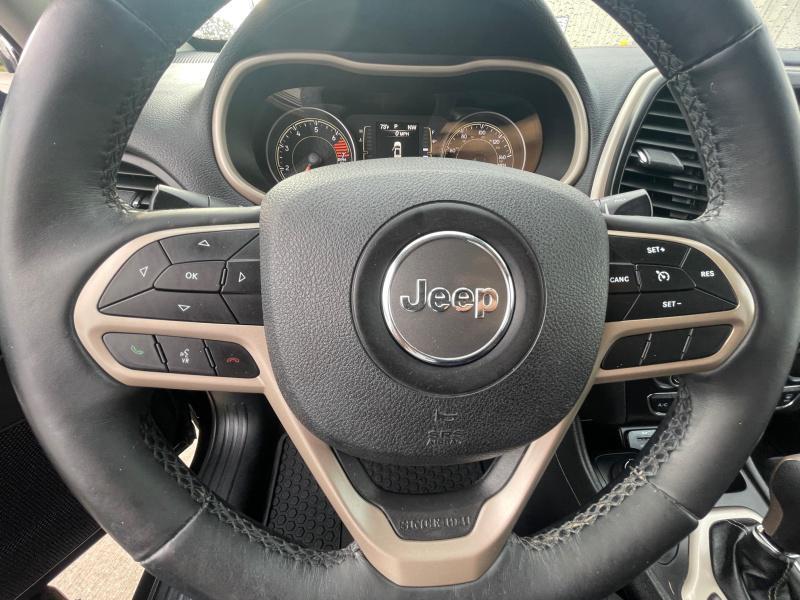 used 2017 Jeep Cherokee car, priced at $10,999