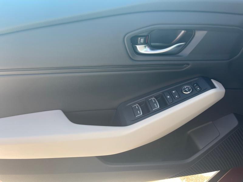 new 2025 Honda Accord car, priced at $30,638