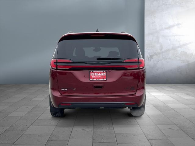 used 2023 Chrysler Pacifica car