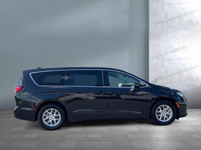 used 2023 Chrysler Pacifica car, priced at $26,999