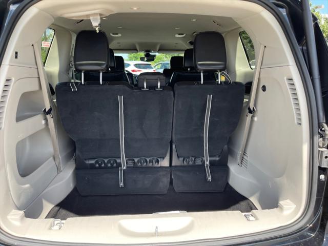 used 2023 Chrysler Pacifica car, priced at $26,999