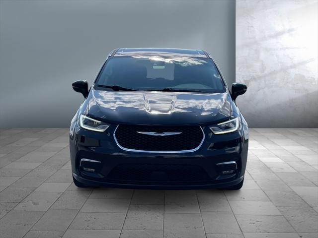 used 2023 Chrysler Pacifica car, priced at $26,999