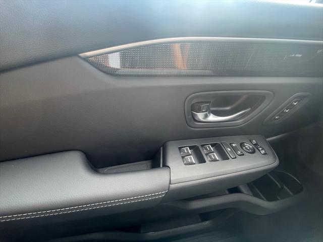 new 2025 Honda Pilot car, priced at $57,104