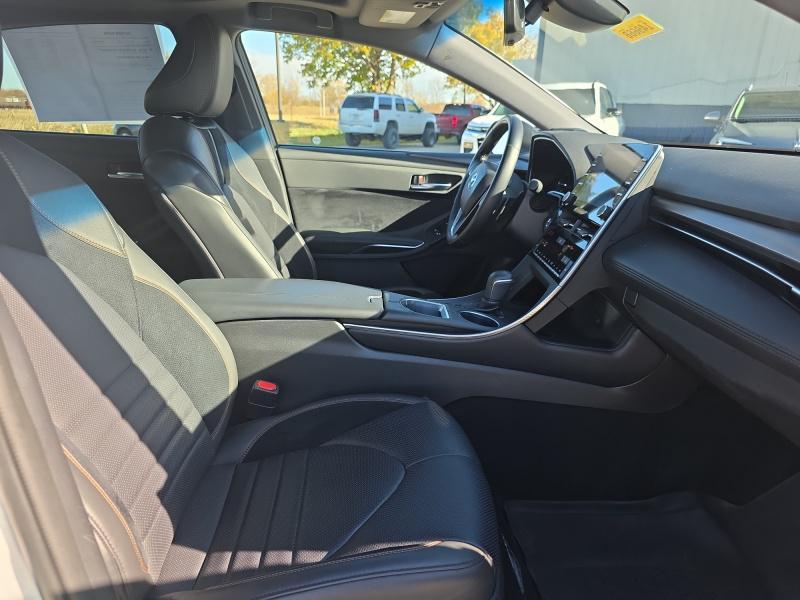 used 2019 Toyota Avalon Hybrid car, priced at $26,399