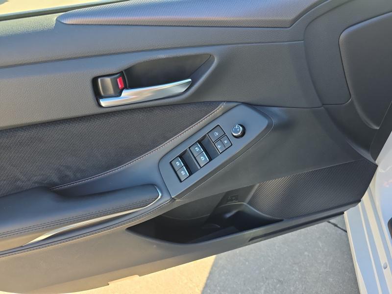 used 2019 Toyota Avalon Hybrid car, priced at $26,399