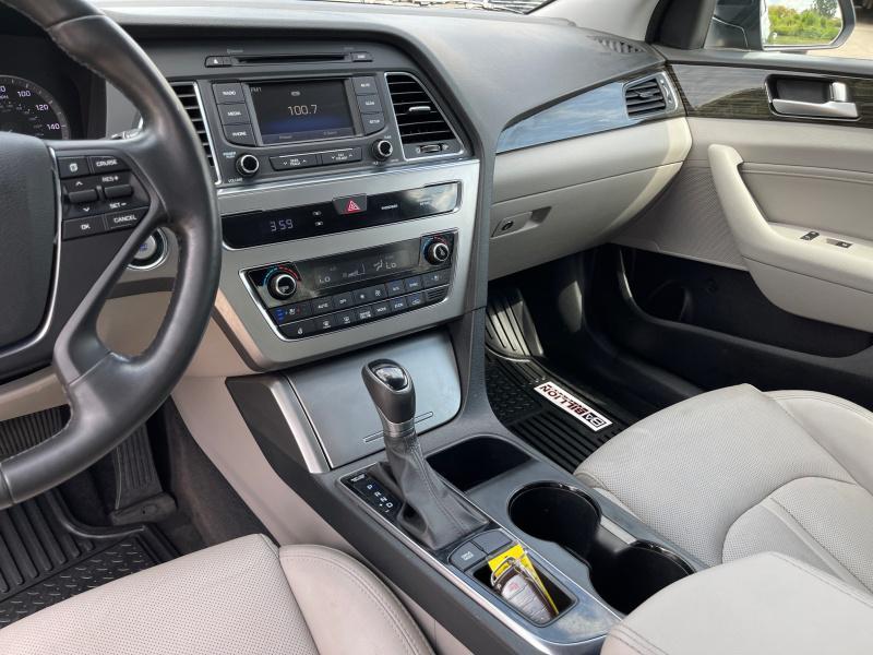 used 2016 Hyundai Sonata Hybrid car, priced at $15,399