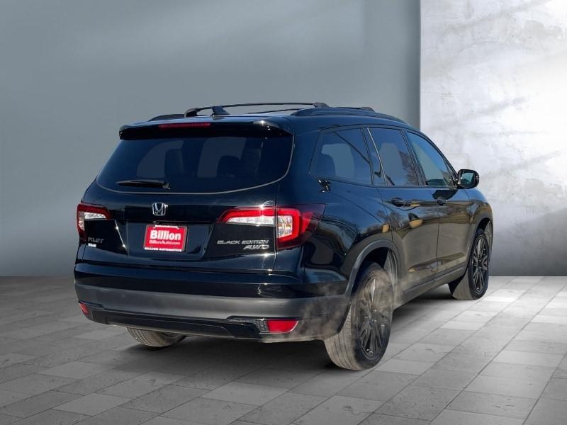 used 2022 Honda Pilot car, priced at $35,999