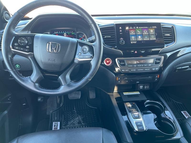 used 2022 Honda Pilot car, priced at $35,999