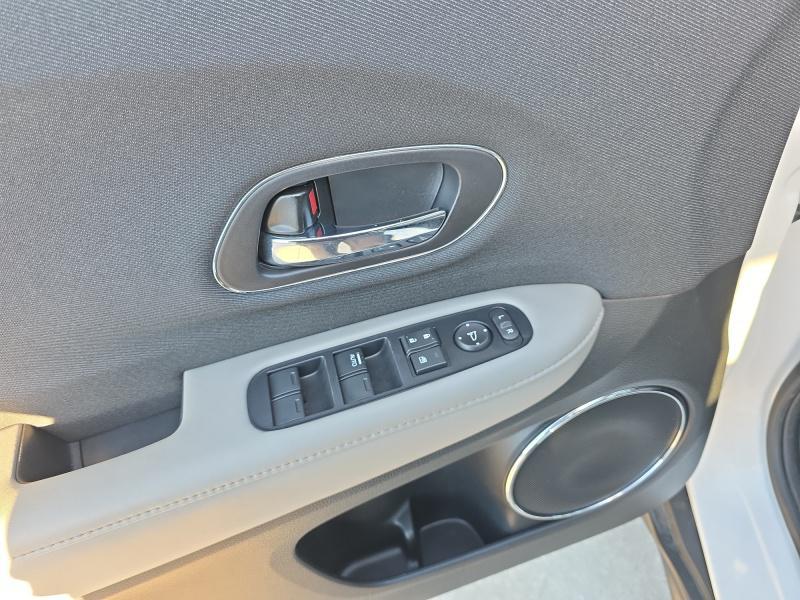 used 2022 Honda HR-V car, priced at $26,999