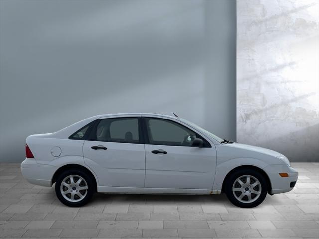 used 2005 Ford Focus car, priced at $8,999