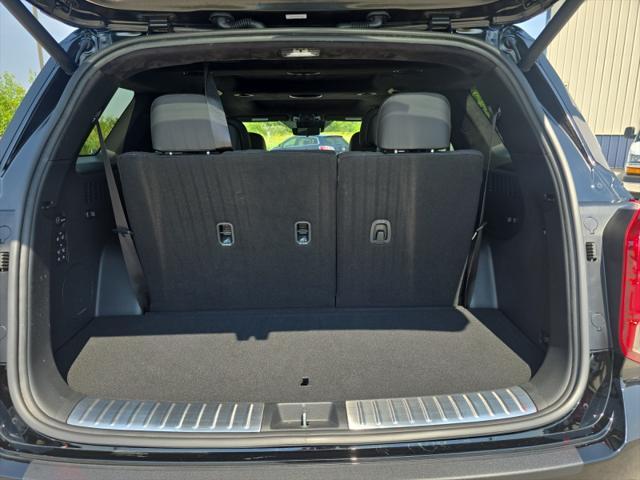 used 2025 Hyundai Palisade car, priced at $54,999