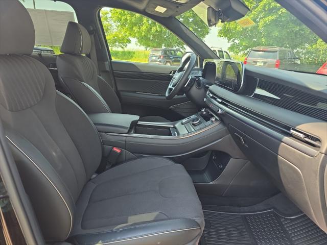 used 2025 Hyundai Palisade car, priced at $54,999