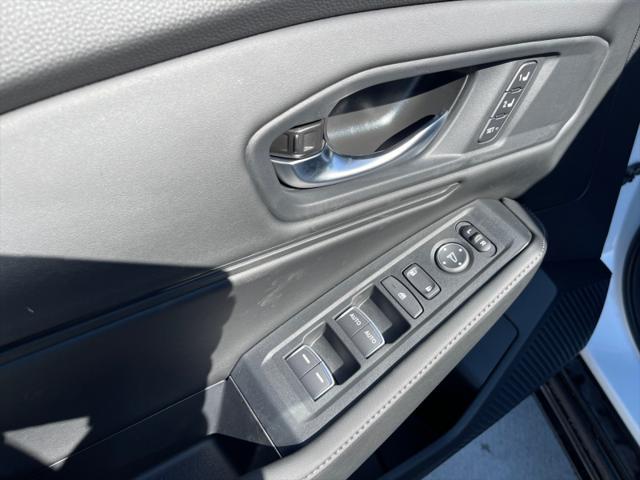 new 2025 Honda Accord Hybrid car, priced at $37,379