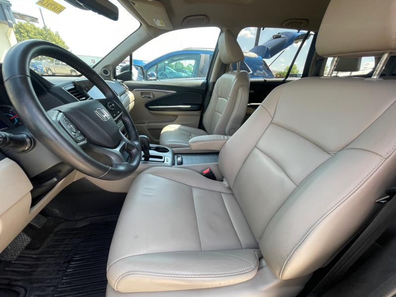 used 2020 Honda Pilot car, priced at $25,399