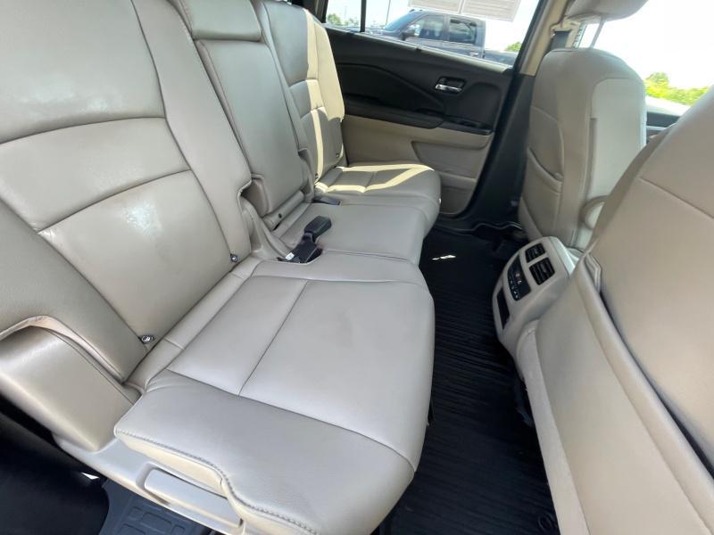 used 2020 Honda Pilot car, priced at $25,399