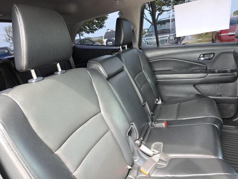 used 2020 Honda Pilot car, priced at $15,999