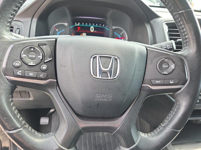used 2020 Honda Pilot car, priced at $15,999