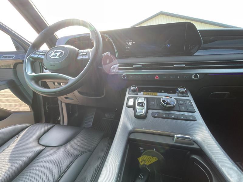 used 2024 Hyundai Palisade car, priced at $43,999