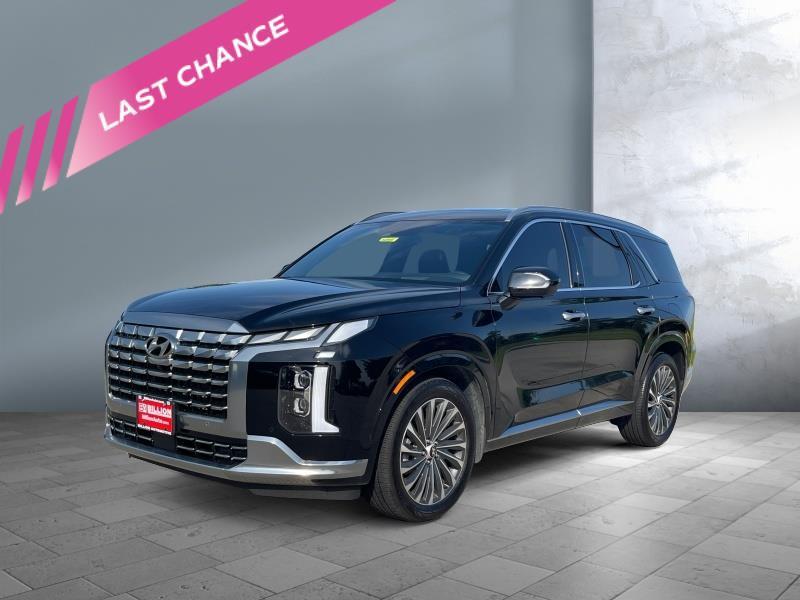 used 2024 Hyundai Palisade car, priced at $43,999