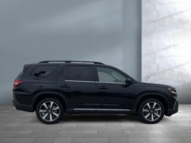 new 2025 Honda Pilot car, priced at $55,864