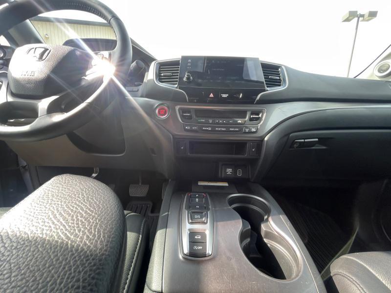 used 2022 Honda Pilot car, priced at $39,399